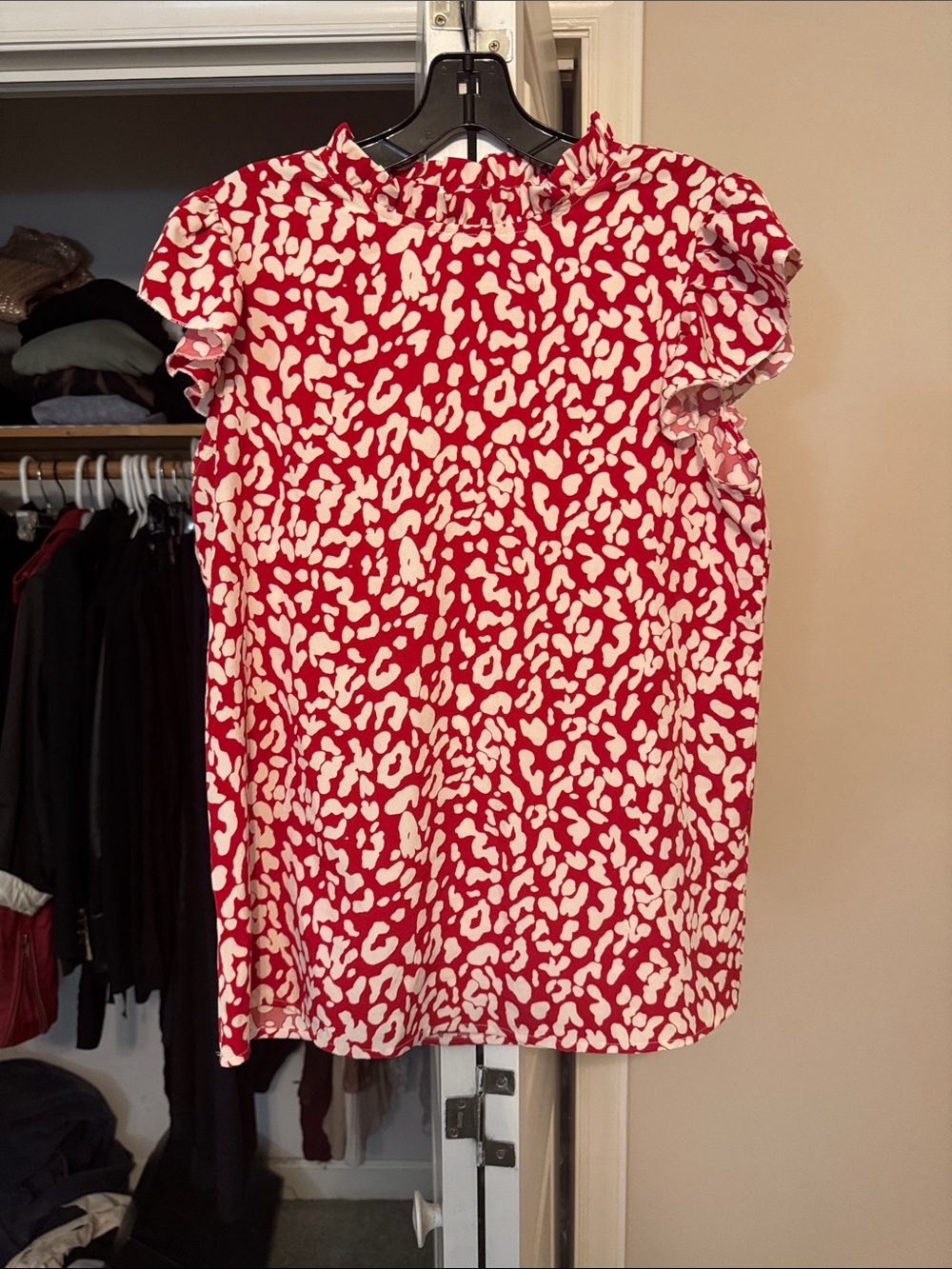 Solution-Red and White Printed Ruffle Sleeve Blouse